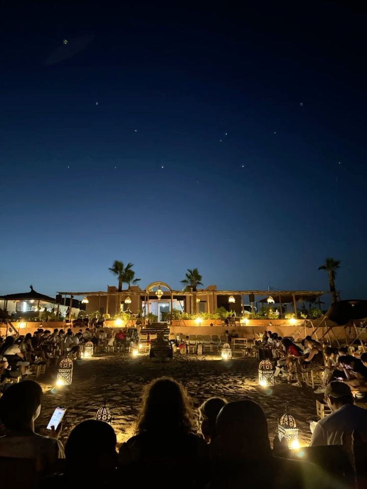 Dinner in the Agafay desert 🌟🌵🐪